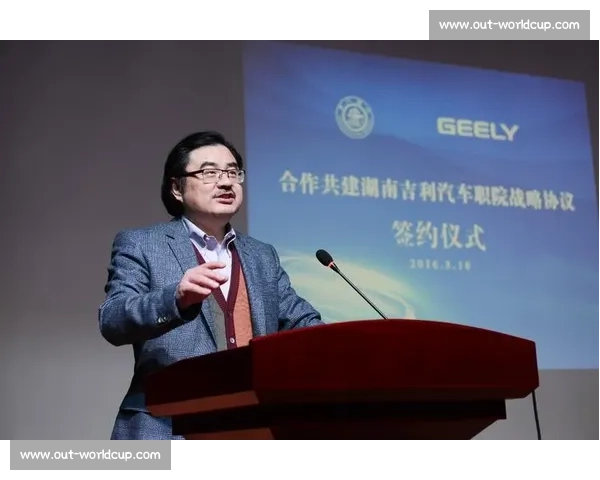 李玮锋盛赞徐根宝：中国足球的标杆与精神导师