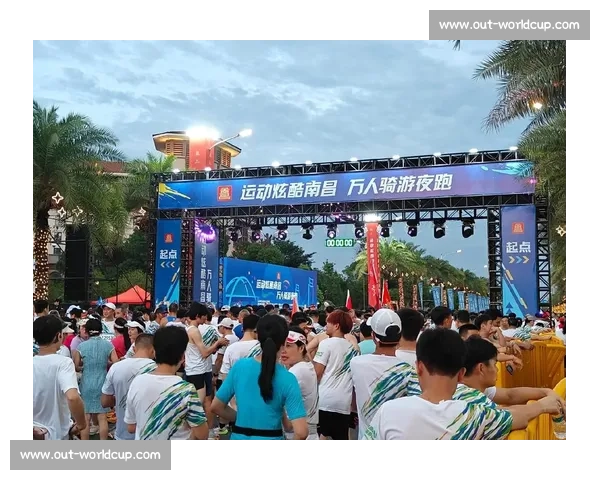 洪州大桥见证万人双向奔赴 南昌夜跑点燃全城热恋 洪州大桥见证万人双向奔赴 南昌夜跑点燃全城热恋