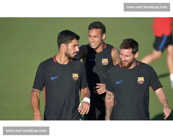 恩里克与梅西重逢：足球场外的温情史诗