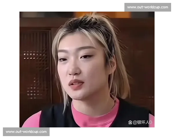 女篮狂胜 113 分引争议：专家称对手为旅游队，胜利含金量几何？