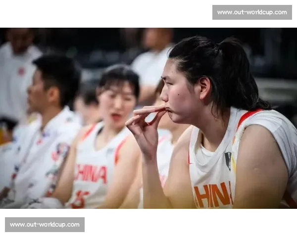 张子宇 2 米 26 身高成亚洲女篮 “禁飞区”！热身赛单场 5 次封盖震撼全场